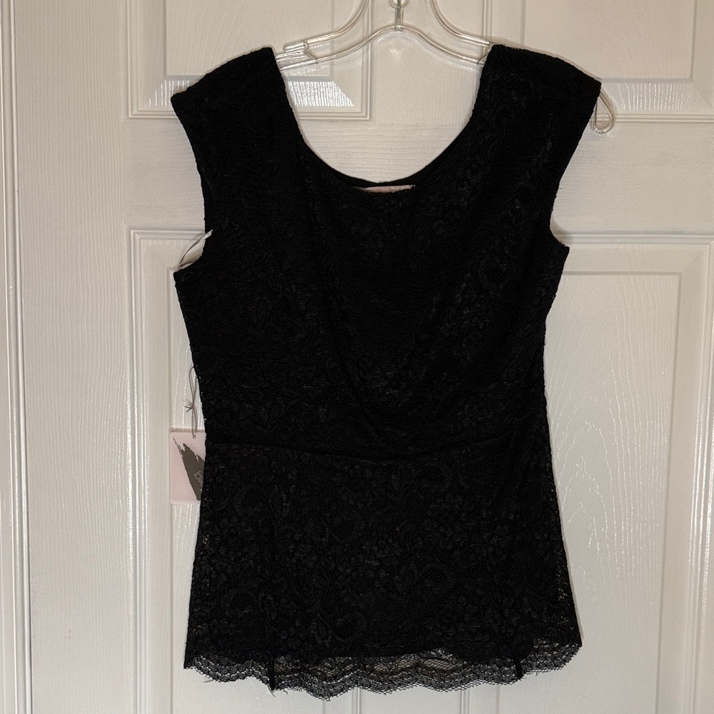 Forever 21 Black Lace Sleeveless Top